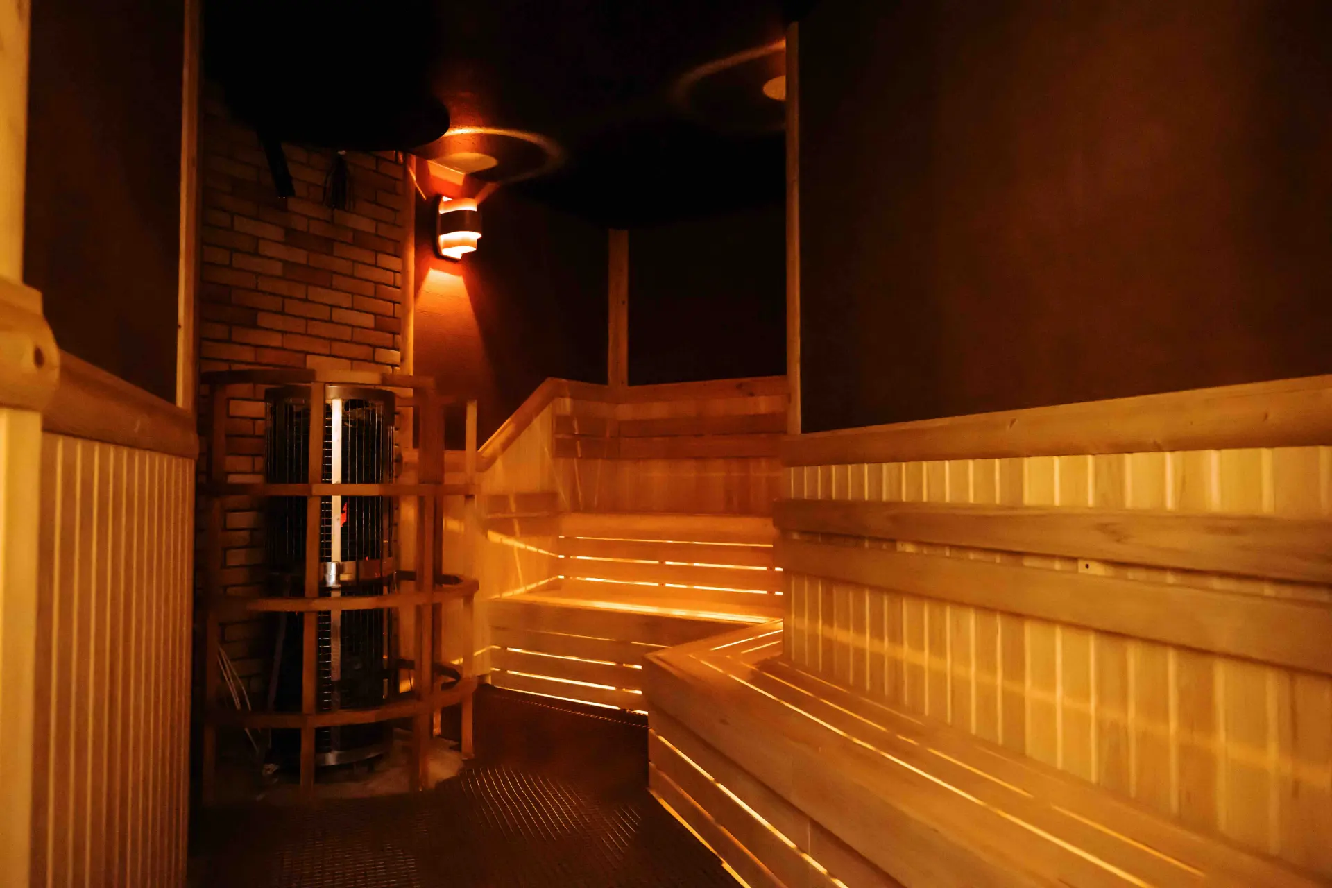 Women’s Finnish Sauna