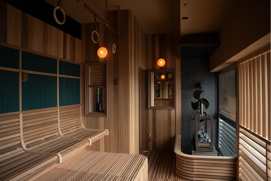 Train View Sauna
