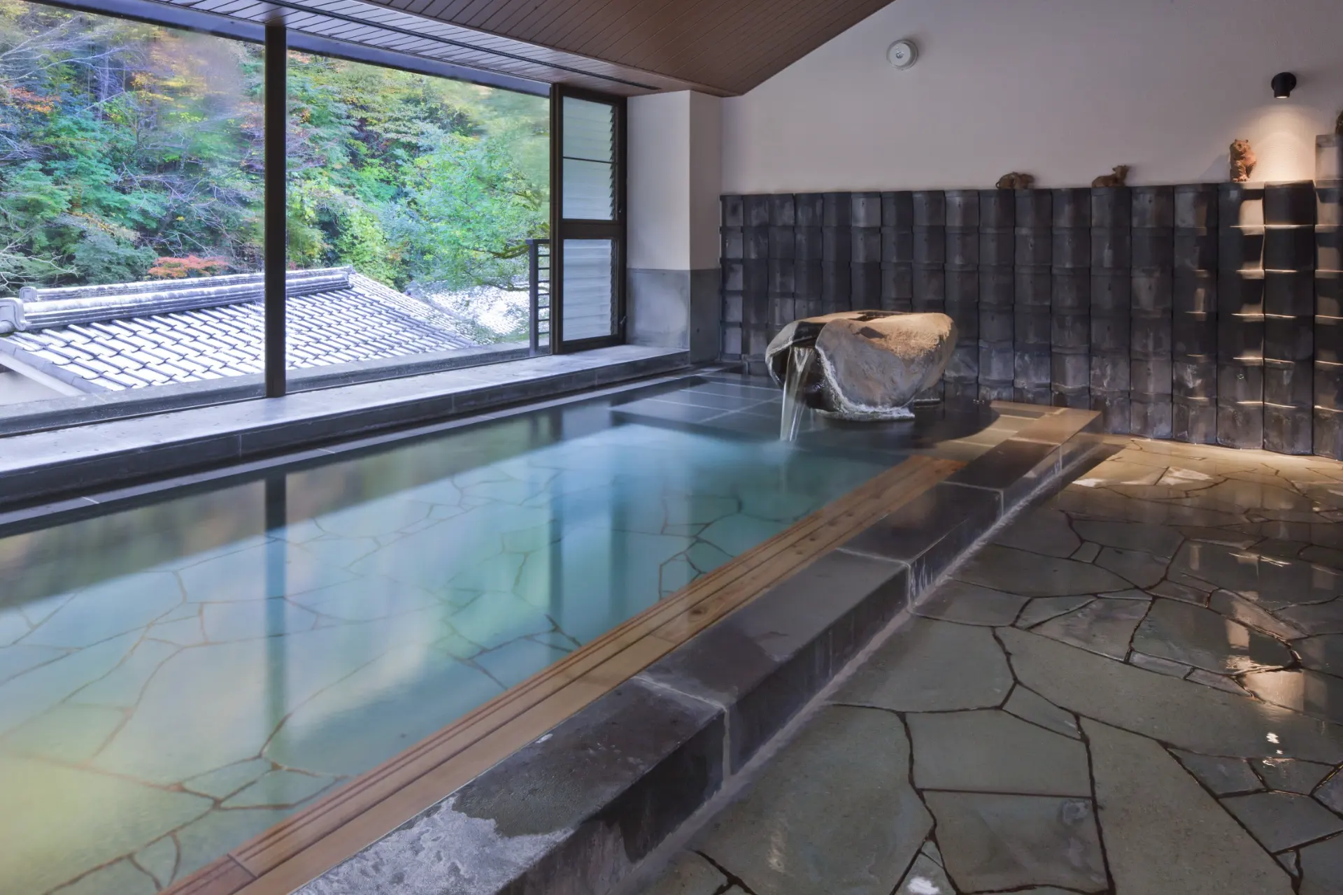 Indoor Bath "Seseragi no Yu"