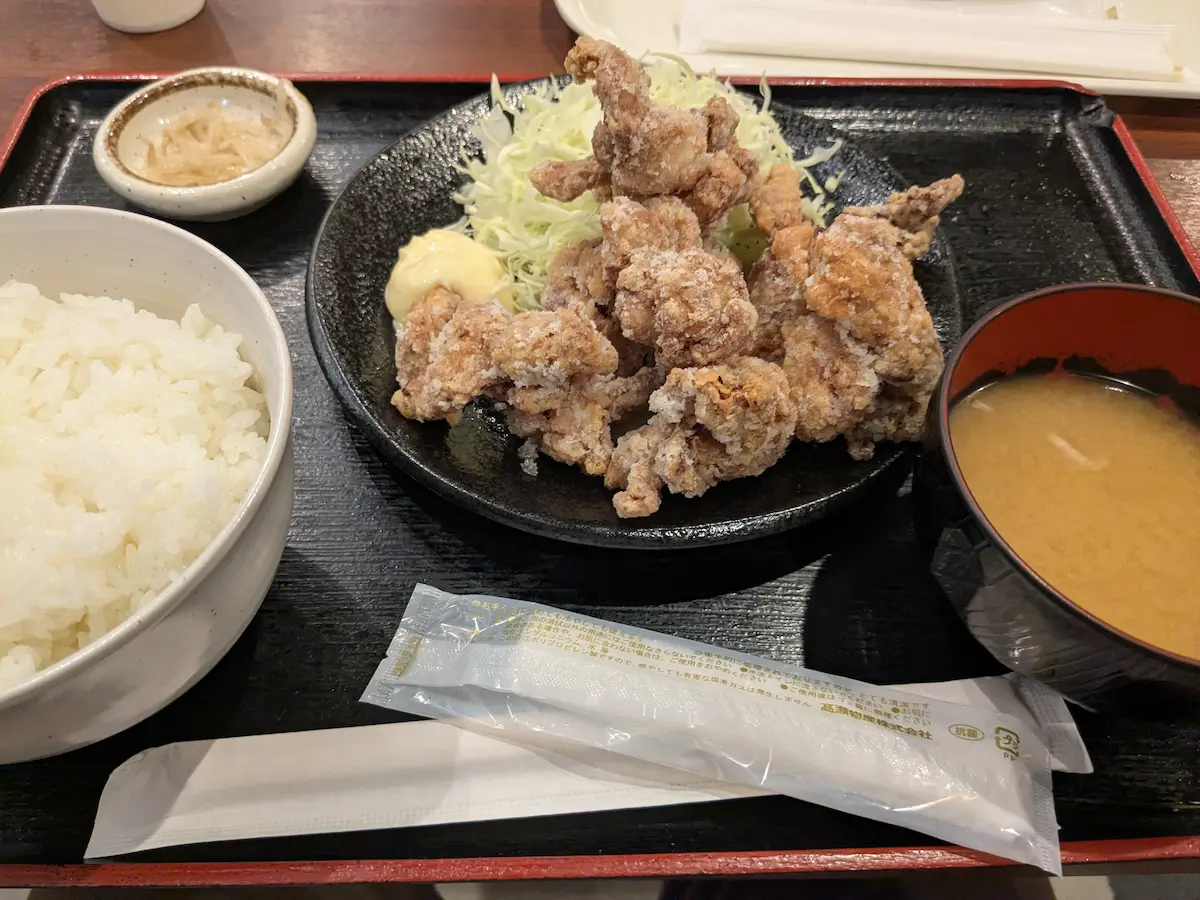 ชุดข้าวไก่ทอดคาราอาเกะ