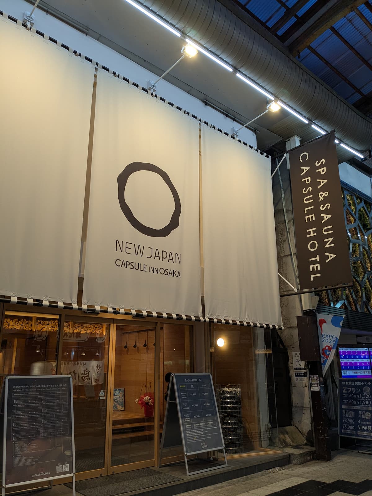Capsule Inn Osaka (New Japan Umeda)
