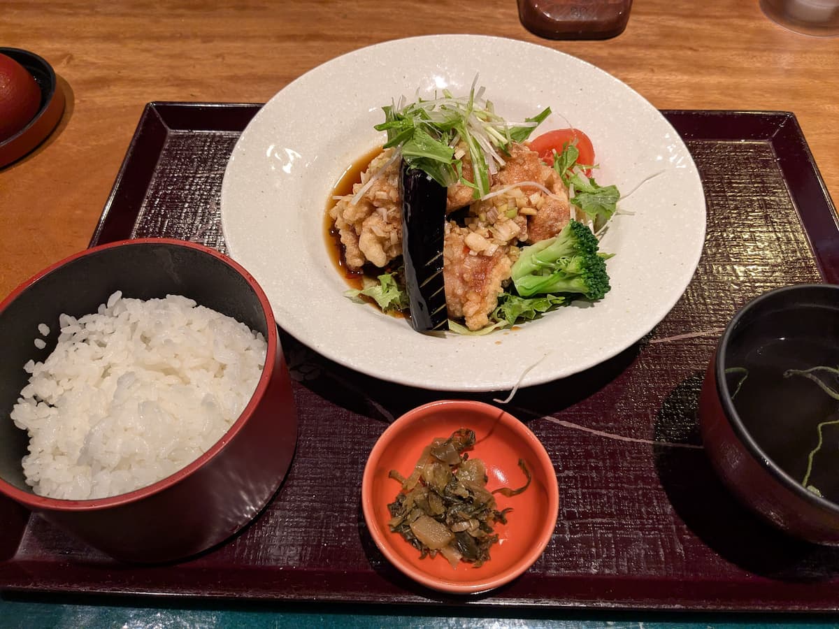 Exquisite sauna meal 'Yurinchi Set Meal'. So delicious, it's heavenly.